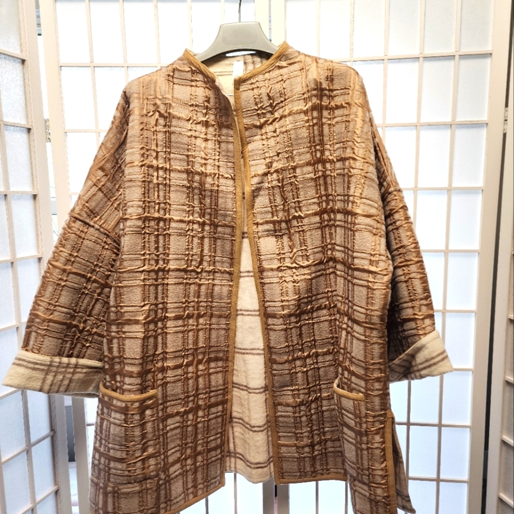 Gold and ivory collarless jacket